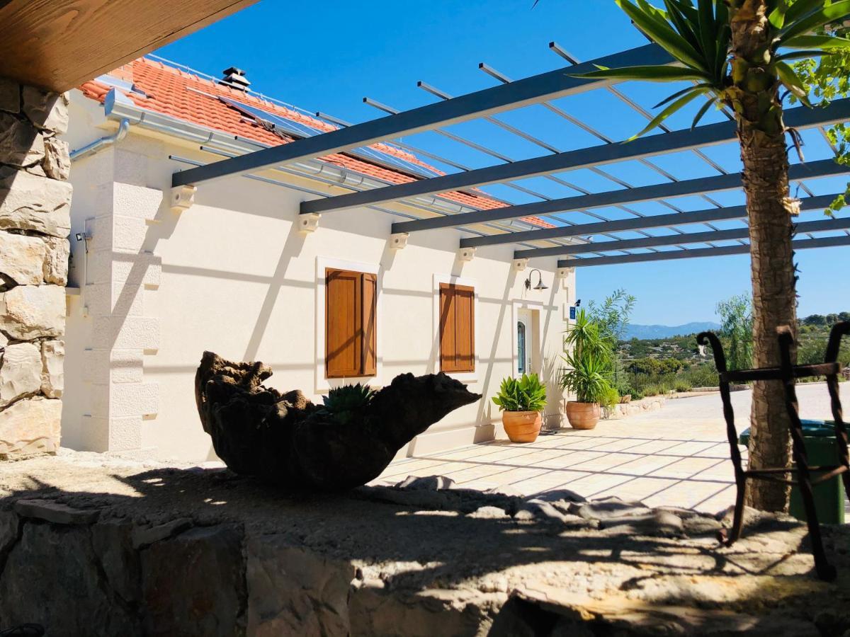 Villa Fani Supetar Εξωτερικό φωτογραφία