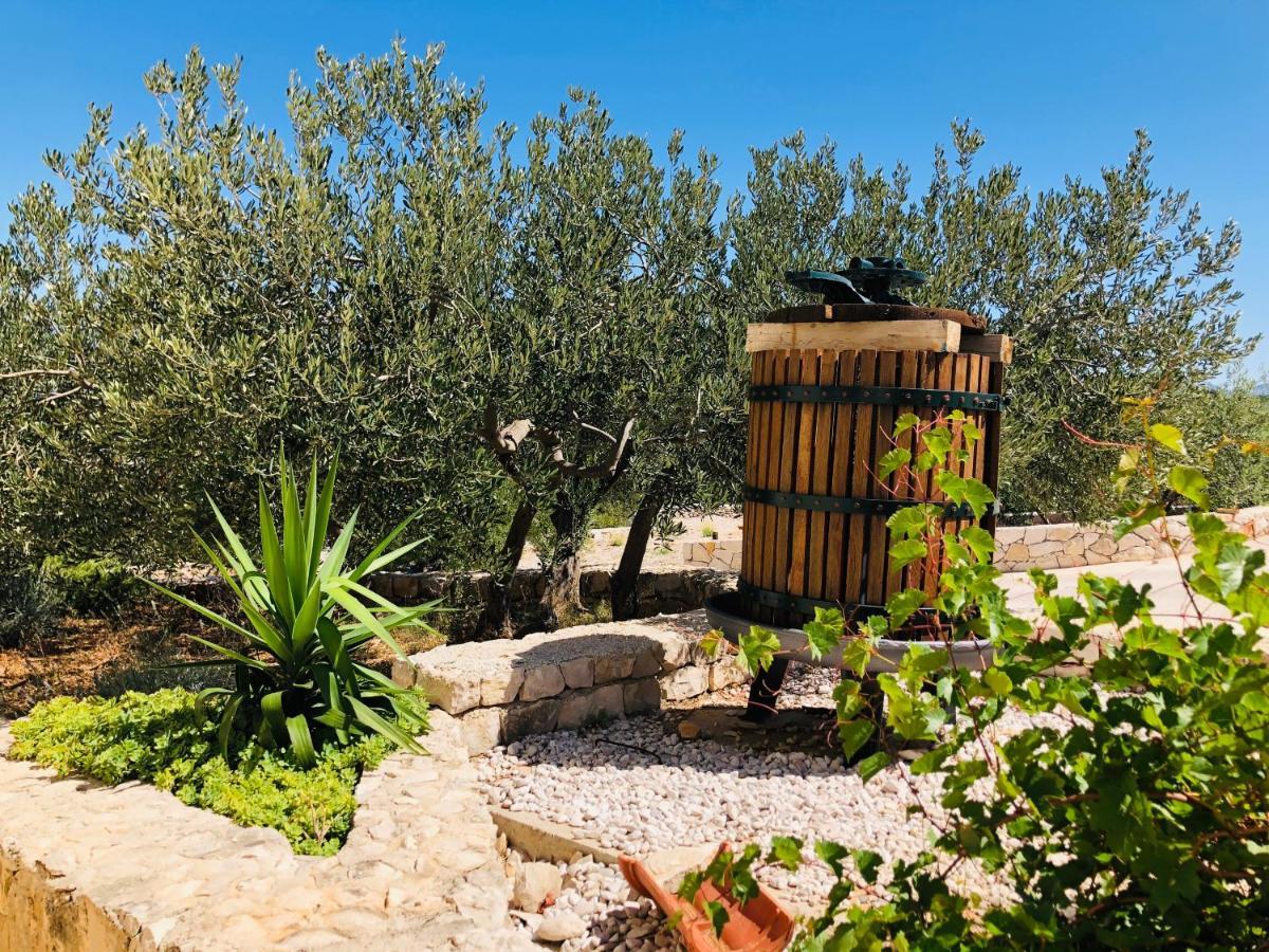 Villa Fani Supetar Εξωτερικό φωτογραφία