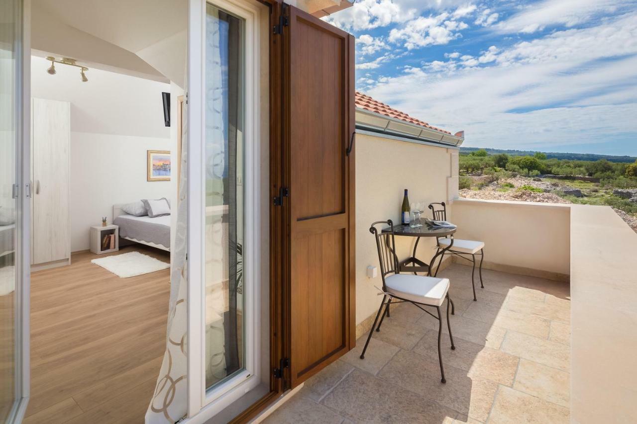 Villa Fani Supetar Εξωτερικό φωτογραφία